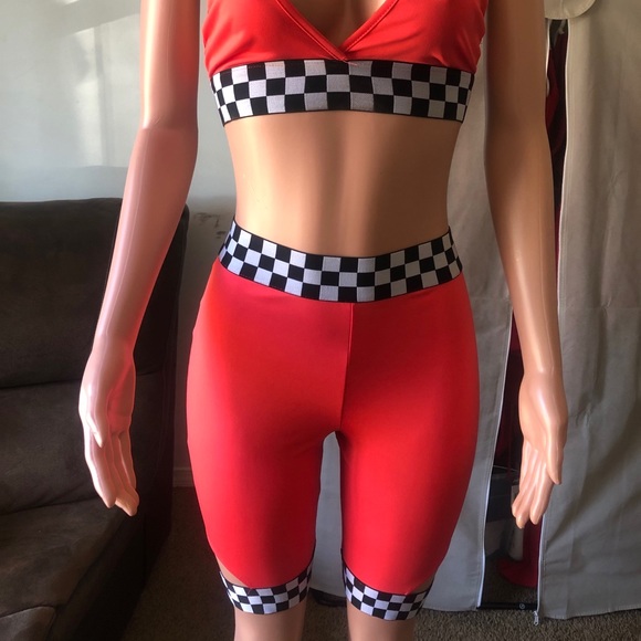 💕Two Piece Short Set💕 - Picture 4 of 10